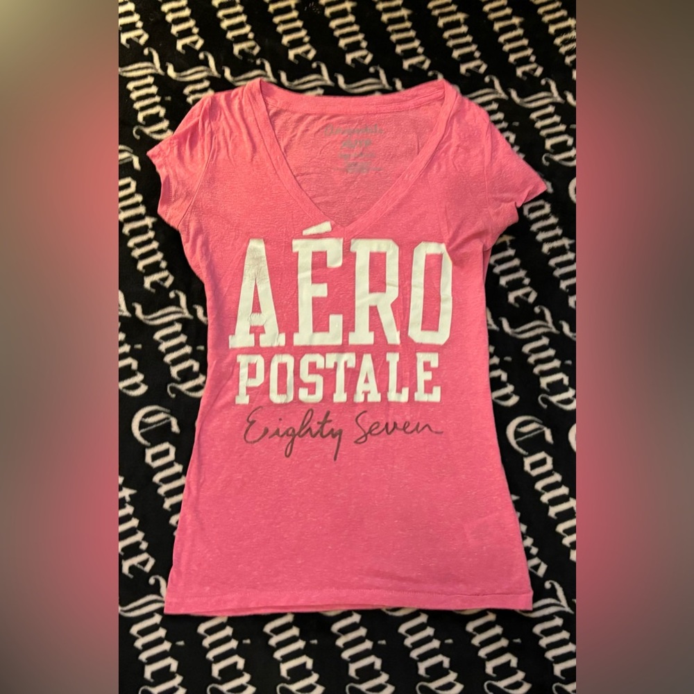 Y2K vintage Aeropostale pink fitted t-shirt!!!